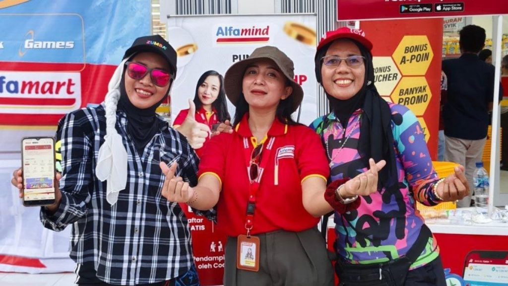 Senam bersama Alfamart dan bisnis bersama Alfamind di Kabupaten Pesawaran